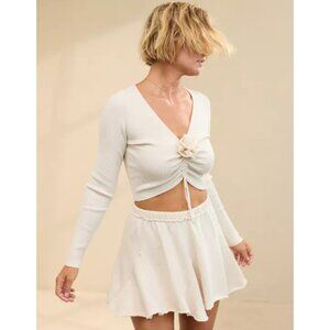 Aerie Cropped Rosette Sweater in Heather Frost NWT